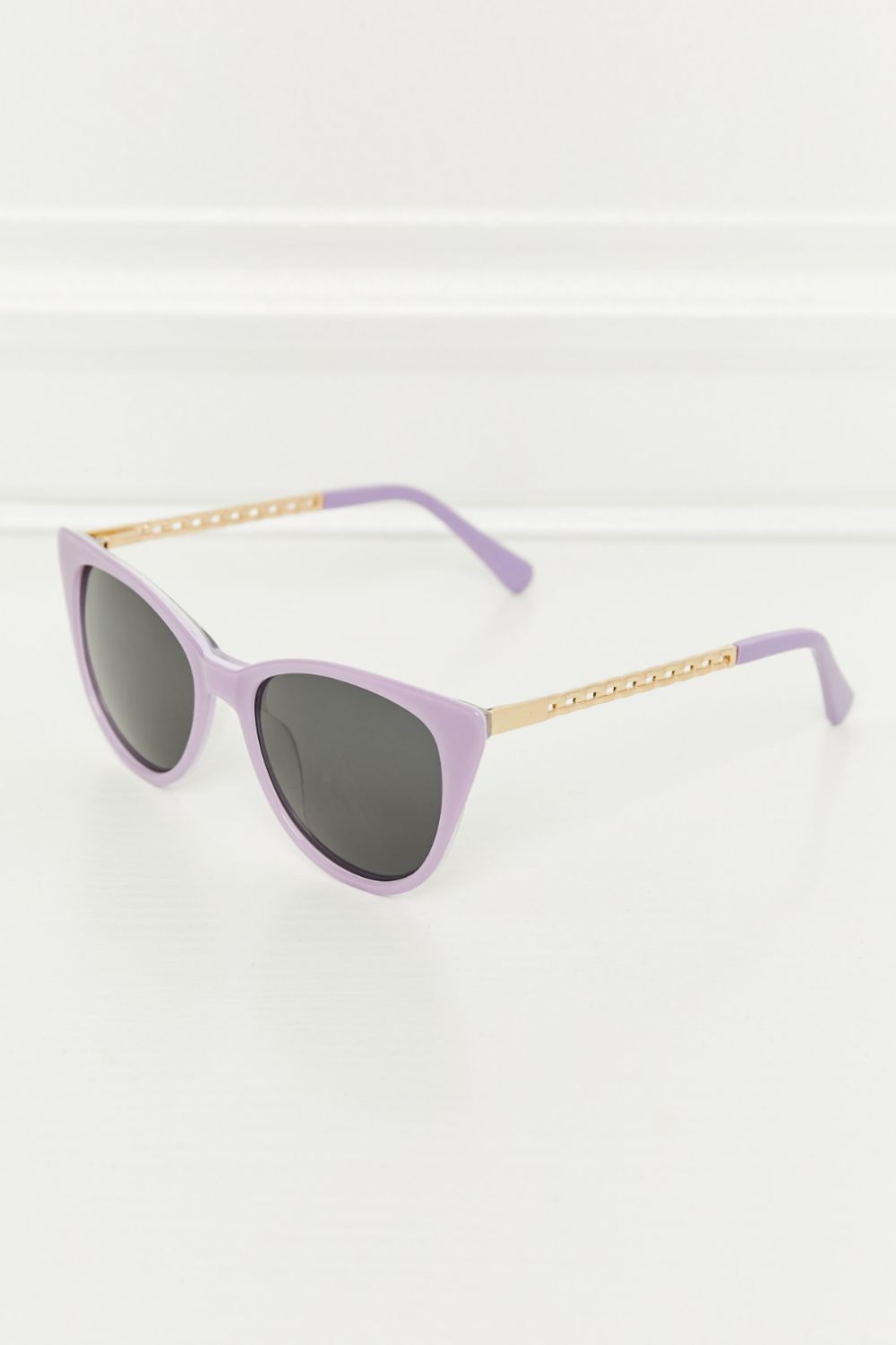 Sassy Cat-Eye Acetate Frame Sunglasses